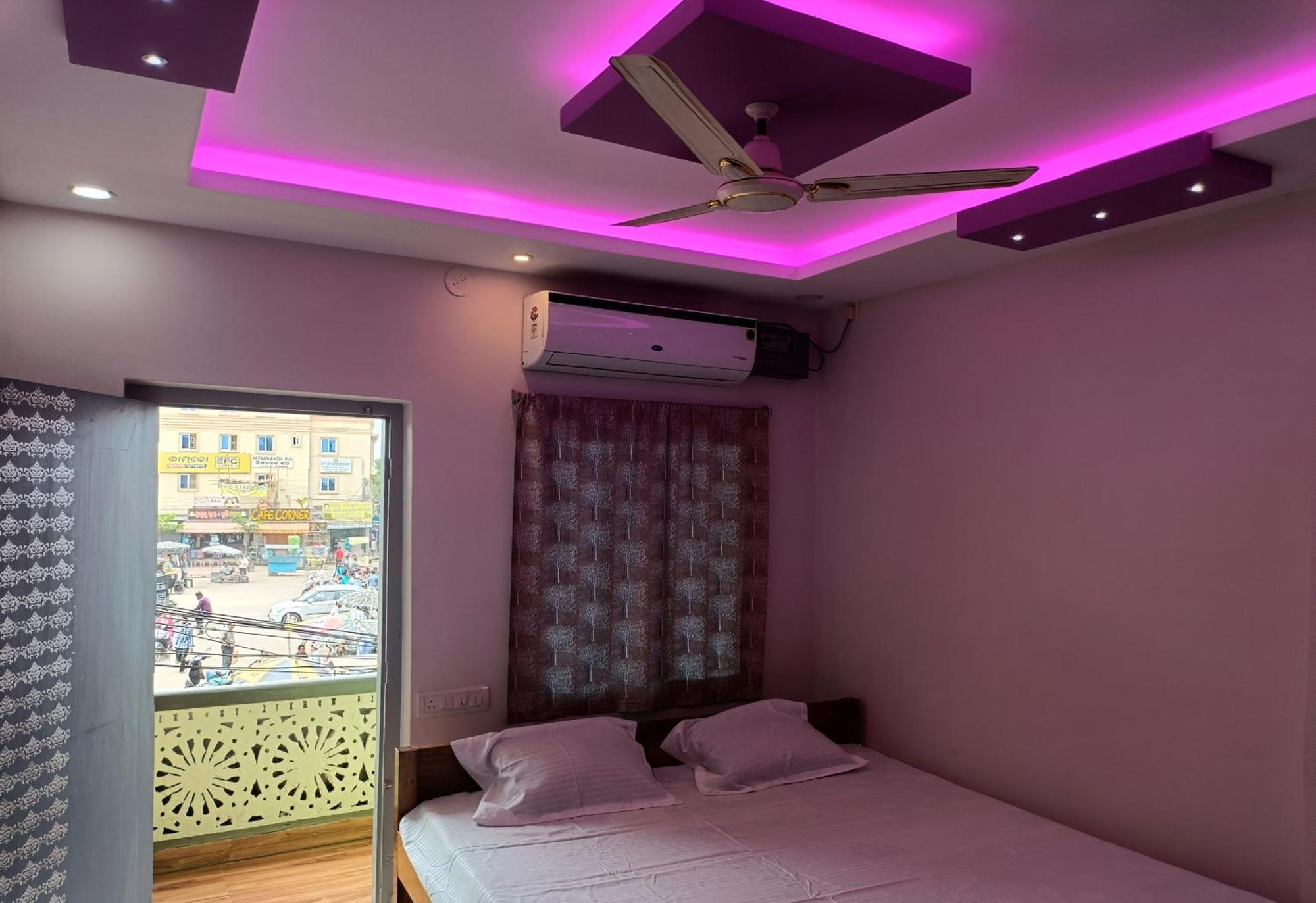 Hotel Grand View 普里 外观 照片
