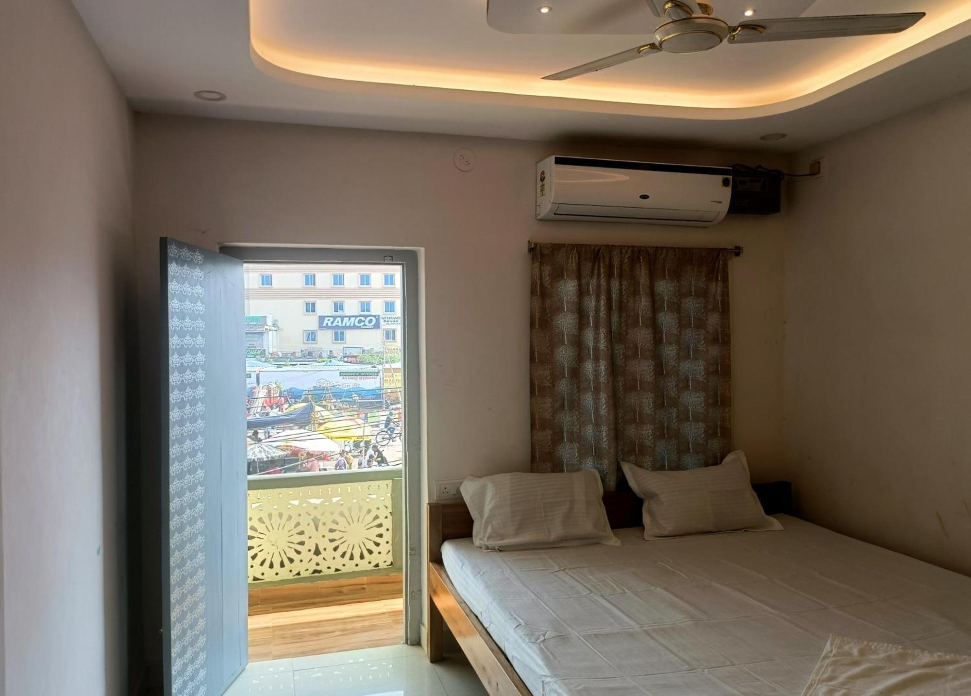 Hotel Grand View 普里 外观 照片