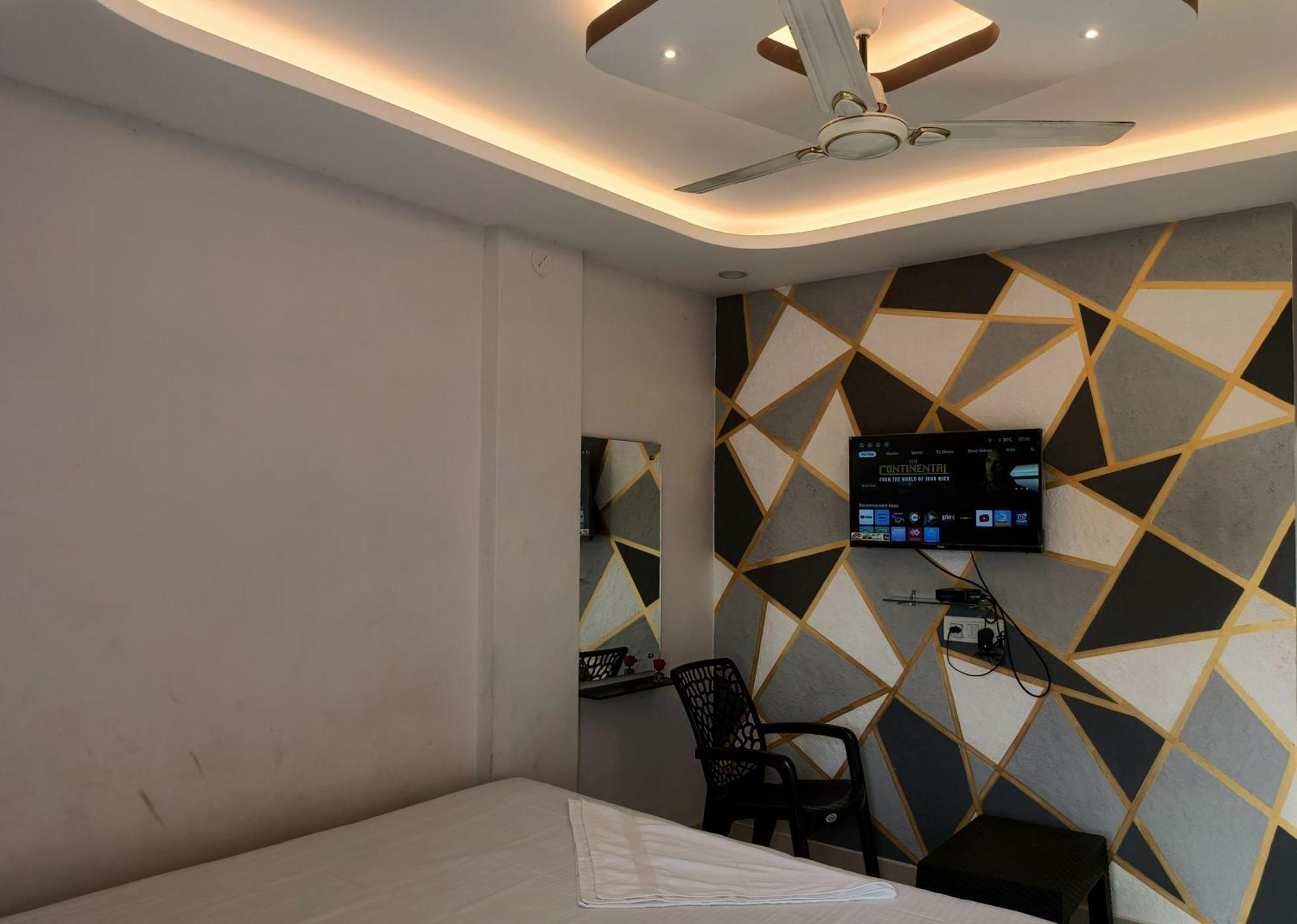 Hotel Grand View 普里 外观 照片