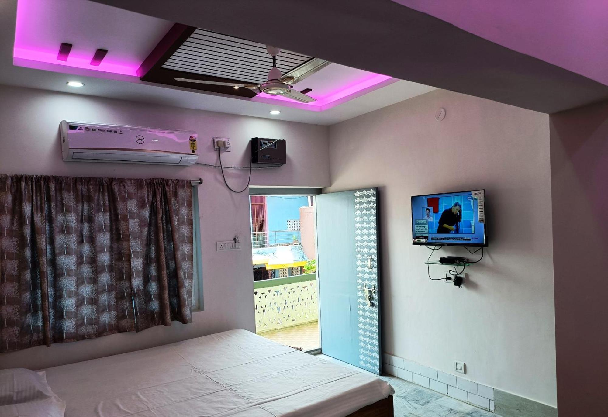 Hotel Grand View 普里 外观 照片